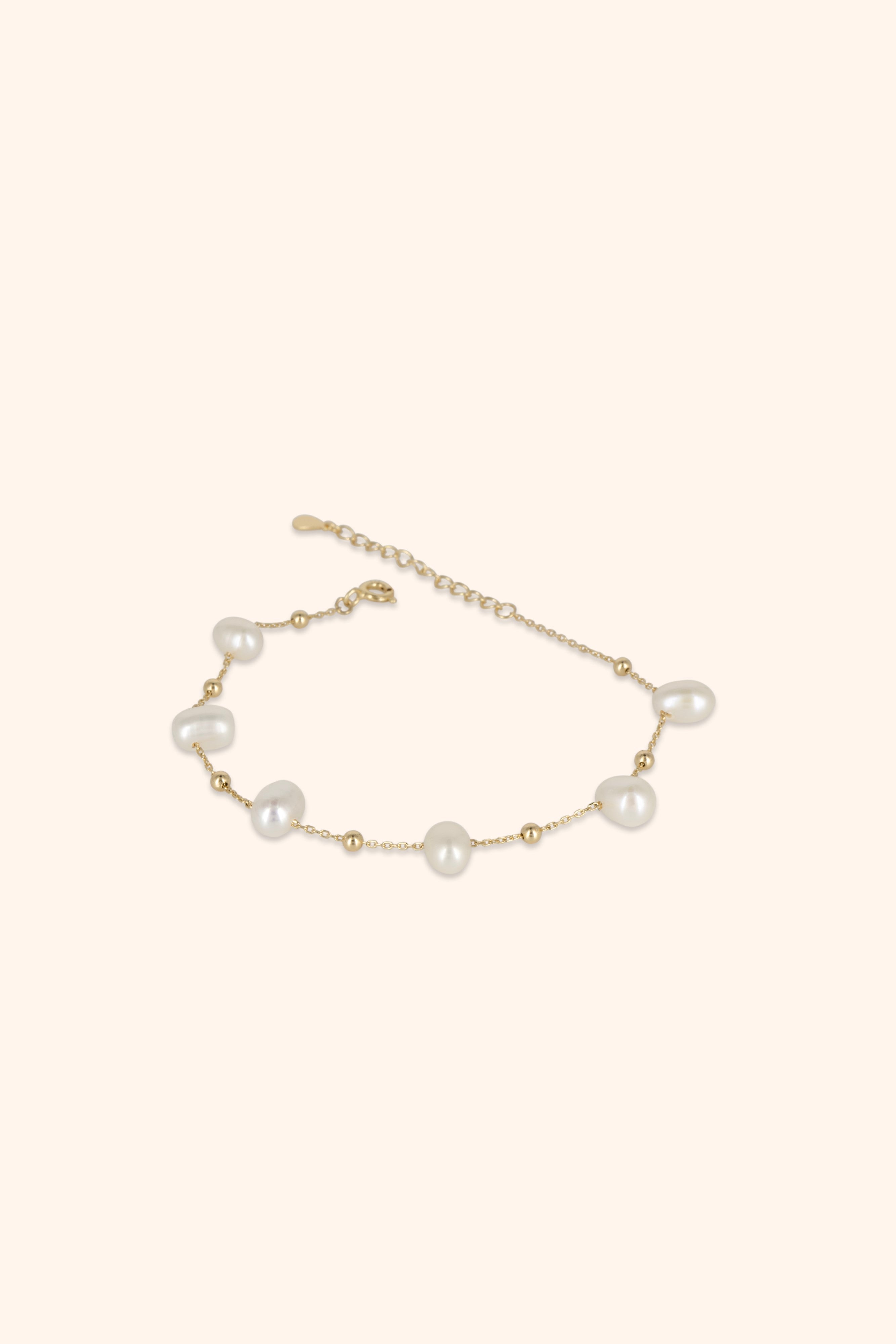 Pearlescent Blossom Bracelet