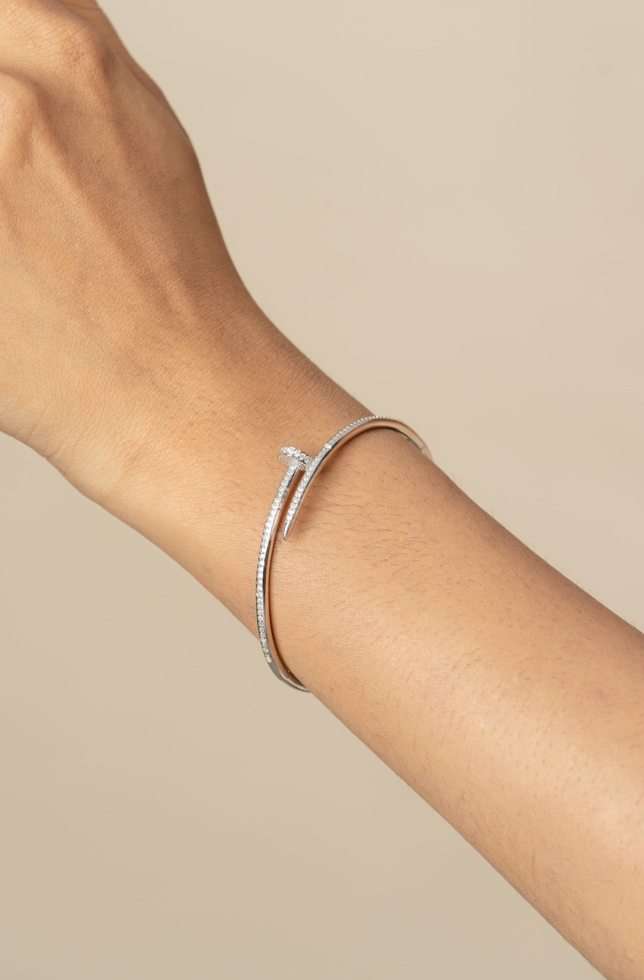 Nail cuff Bracelet